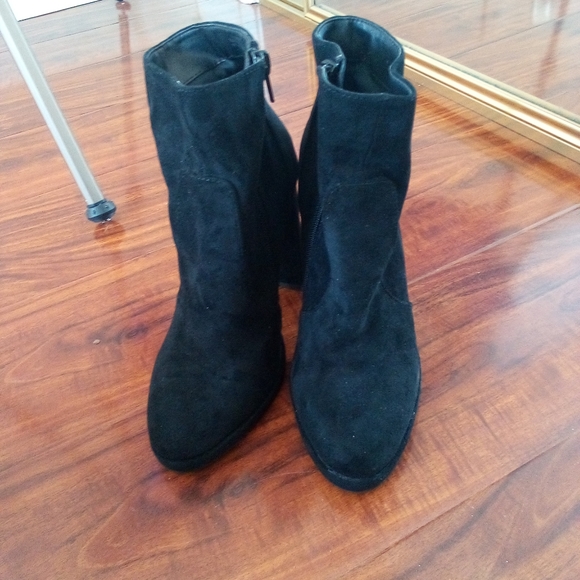 Heeled bootie bundle - Picture 15 of 16